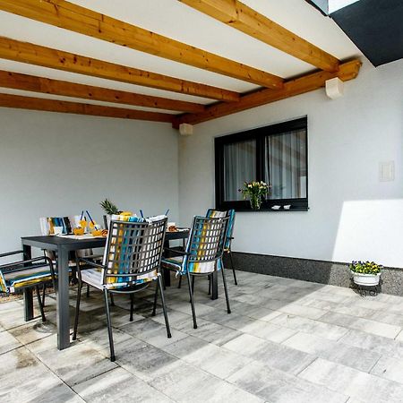 Apartment Ferias Трогир Екстериор снимка
