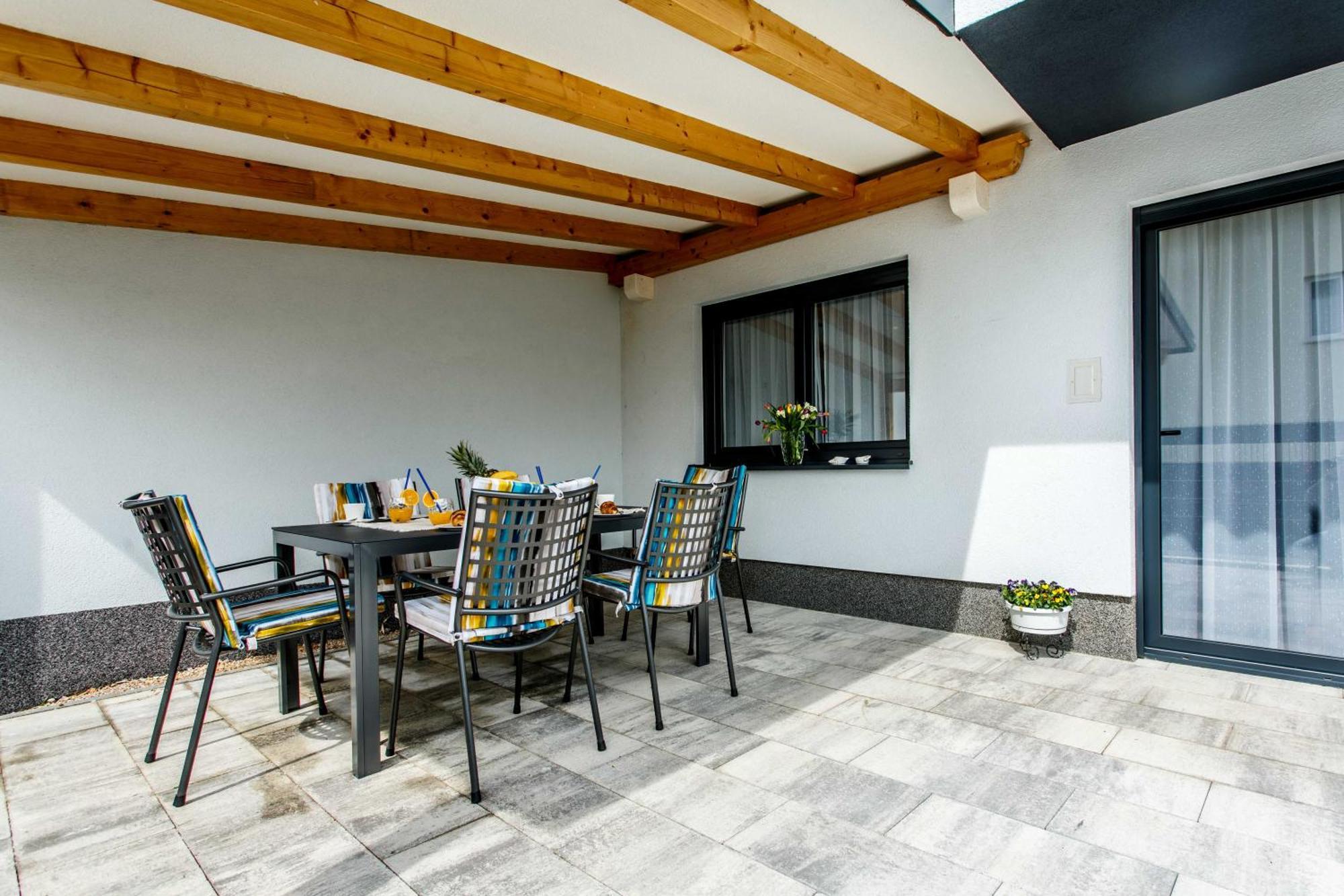 Apartment Ferias Трогир Екстериор снимка